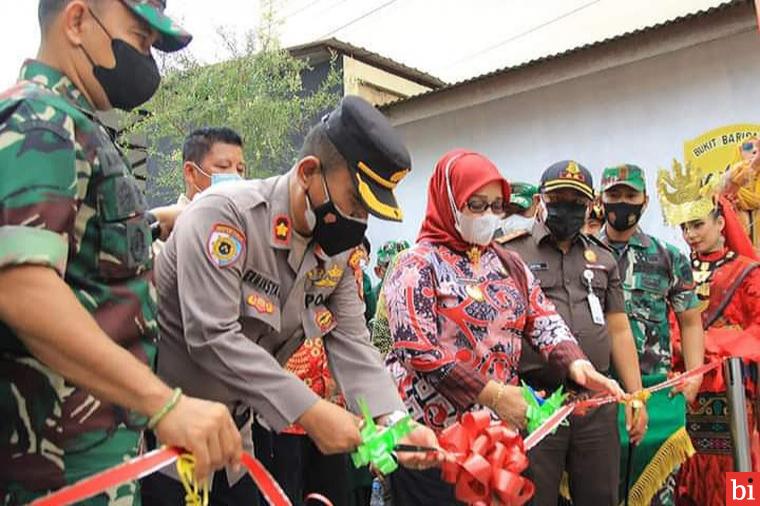 Dandim 0209/LB Resmikan Lingkungan Cut Mutia Sebagai Kampung Pancasila