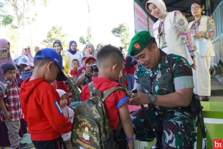 Dansecata Sambut Kedatangan Anak Didik Baru TK Kartika 1-12