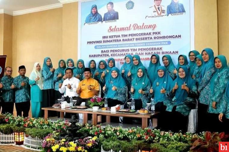 Dewi Sutan Riska: Wanita Harus Kembangkan Kemampuan dan Inovasi Dalam Diri