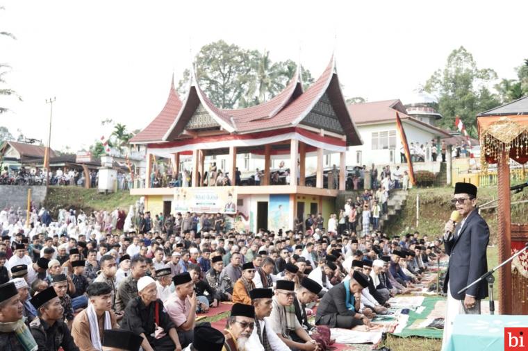 Dihadiri Bupati dan Dipadati Ribuan Masyarakat, Pemkab Liko  Gelar Sholat Idul Fitri di...