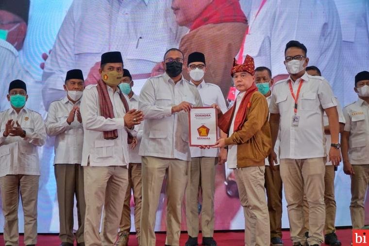 Diikuti Ribuan Kader, Gerindra Sumbar Deklarasikan Prabowo Presiden 2024