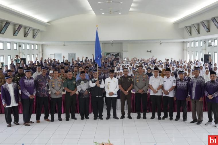 Dilepas Bupati Safaruddin, 322 Calhaj Limapuluh Kota  Bersiap Menuju Tanah Suci