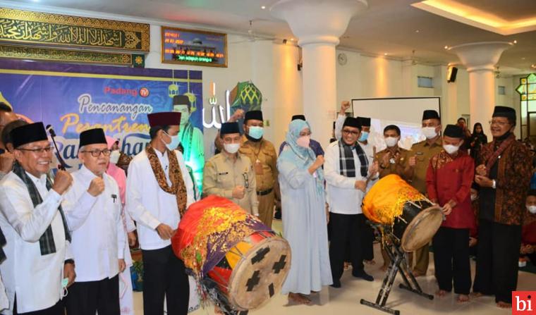 Dimeriahkan Tausiah UAS, Pesantren Ramadan 1443 H di Padang Resmi Dilaunching Wali Kota...