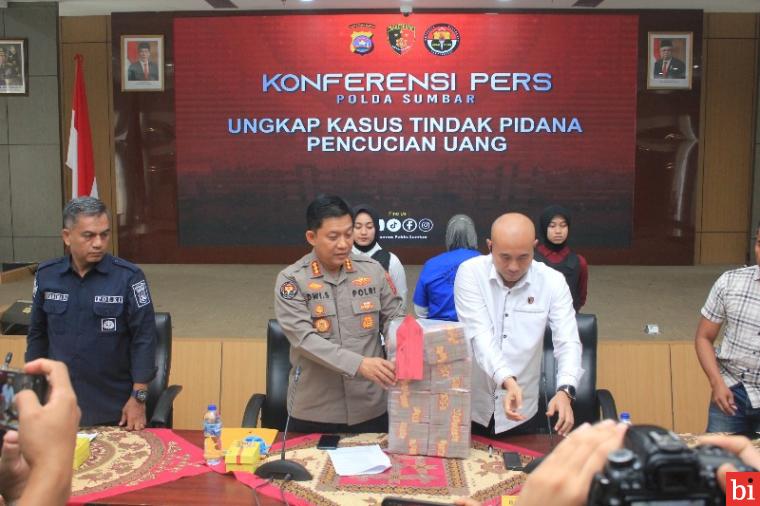 Ditreskrimum Polda Sumbar Ungkap TPPU dan Sita Barang Bukti Ini...