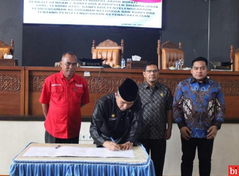 DPRD Kabupaten Dharmasraya Gelar Rapat Paripurna Penetapan Dua Ranperda