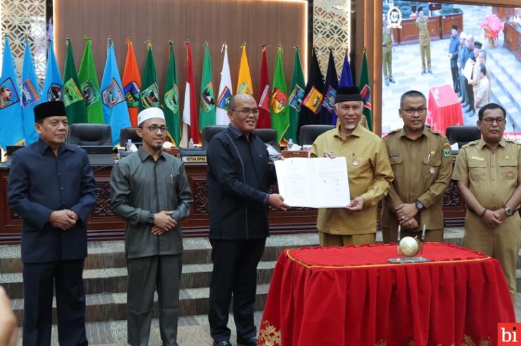 DPRD Sumatera Barat Tetapkan Substansi RTRW 2023-2043: Langkah Maju dalam Perencanaan...