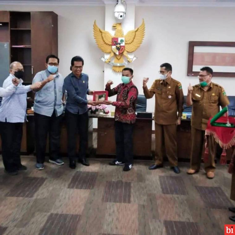 DPRD Sumbar Dikunjungi Anggota DPRD Sumut, Hidayat : Sinergitas Ini Penting