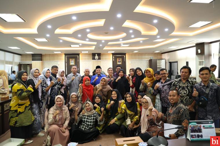 DPRD Sumbar Terima Audiensi Forum Komunikasi R2 dan R3 Pasaman Bahas Pengangkatan PPPK...