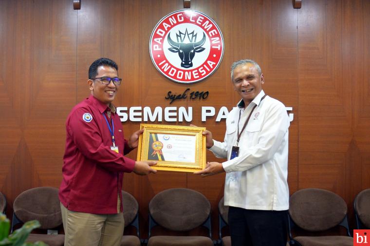 Dukung Gerakan Nasional Bulan Cinta Laut Lewat Aplikasi Nabuang Sarok, Semen Padang...