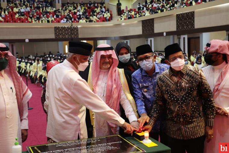 Duta Besar Arab Saudi Resmikan Saudi Corner di Universitas Negeri Padang