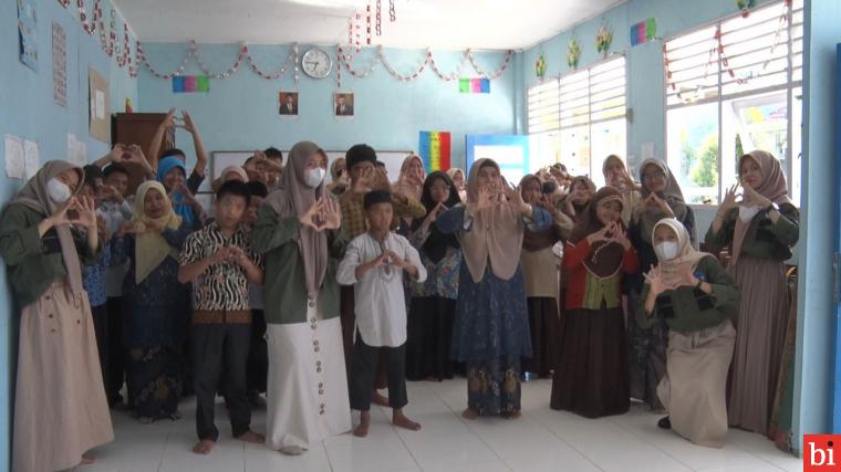 Forum Anak Gelar One Day with Disability di SLB Mutiara Bunda