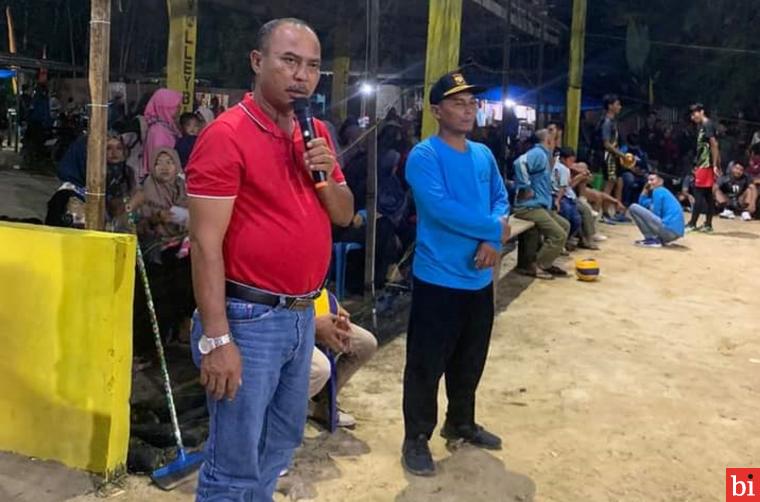 Gelar Turnamen Volly Ball Cup, Ketua DPRD Kabupaten Dharmasraya Ajak Peserta Tingkatkan...