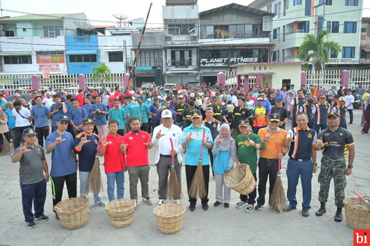 Gubernur Mahyeldi Ingatkan Masalah Sampah sebagai Tanggung Jawab Bersama