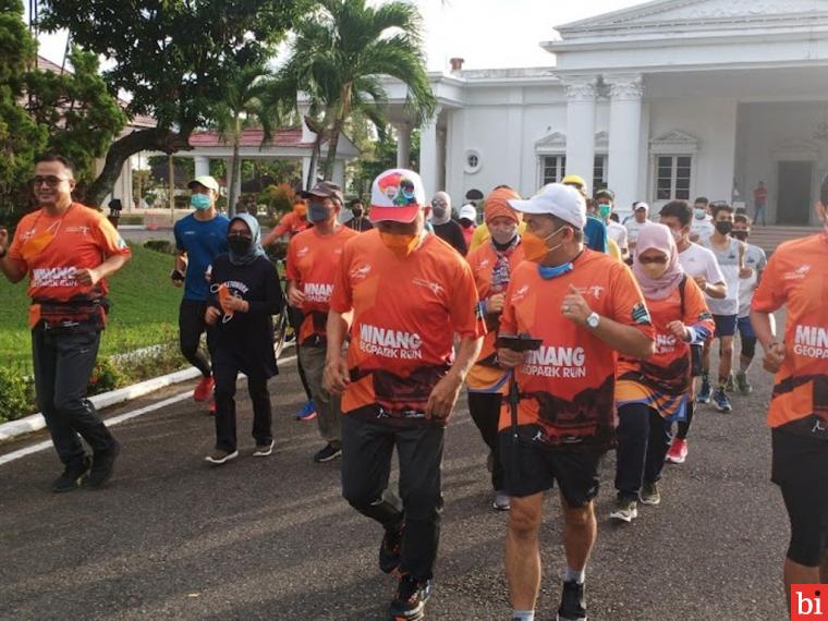 Gubernur Mahyeldi Lepas Marathon Minang Geopark