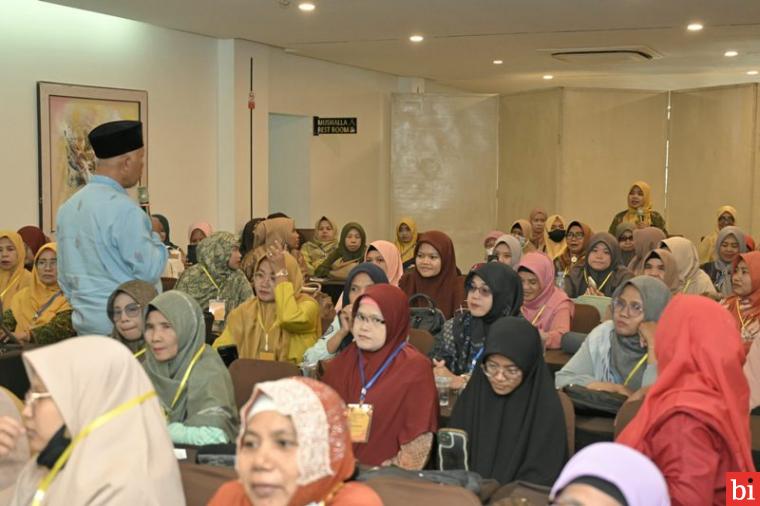 Gubernur Mahyeldi: Pelatihan Guru TPQ dan MDT Tingkatkan Kualitas Pendidikan Alquran