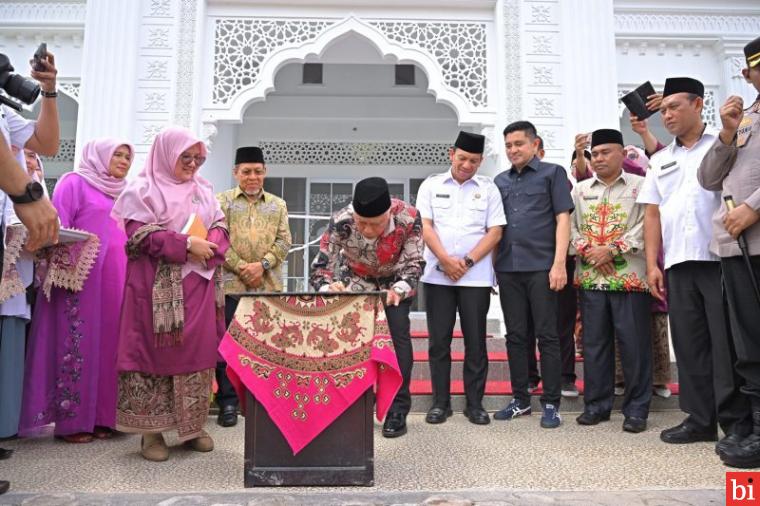 Gubernur Mahyeldi: Pusat Pembentukan Pelajar untuk Menjadi Manusia Seutuhnya