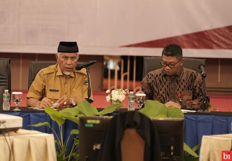 Gubernur Mahyeldi Tegaskan Pentingnya Evaluasi Program TPAKD demi Memacu Perekonomian...