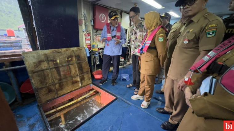 Gubernur Mahyeldi Tinjau Panen Ikan Kerapu 20 Ton di Pessel: Semoga Bisa Penuhi Kebutuhan...