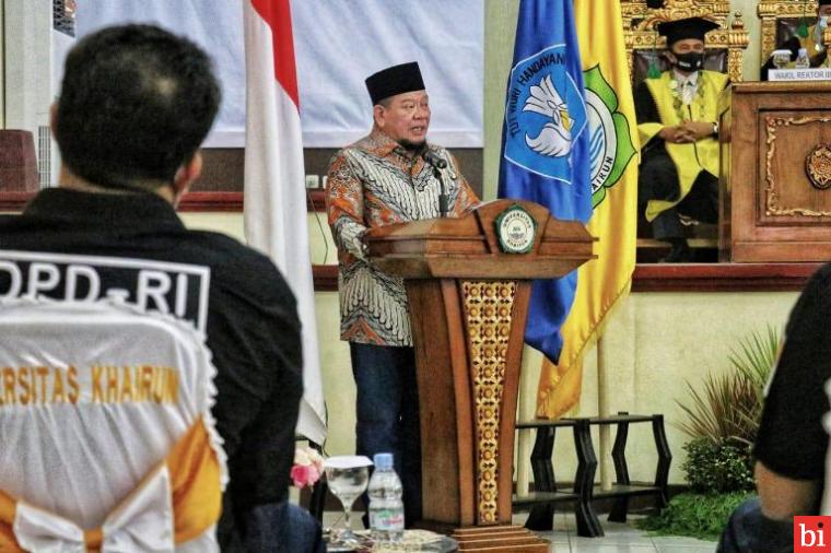 Hadir di Acara Wisuda Universitas Khairun Maluku, Ketua DPD RI Sampaikan Pentingnya...