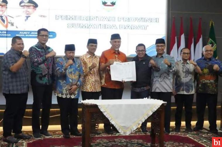 Hadiri Diskusi Kebencanaan, Bupati Eka Putra Harapkan Kajian Para Akademisi