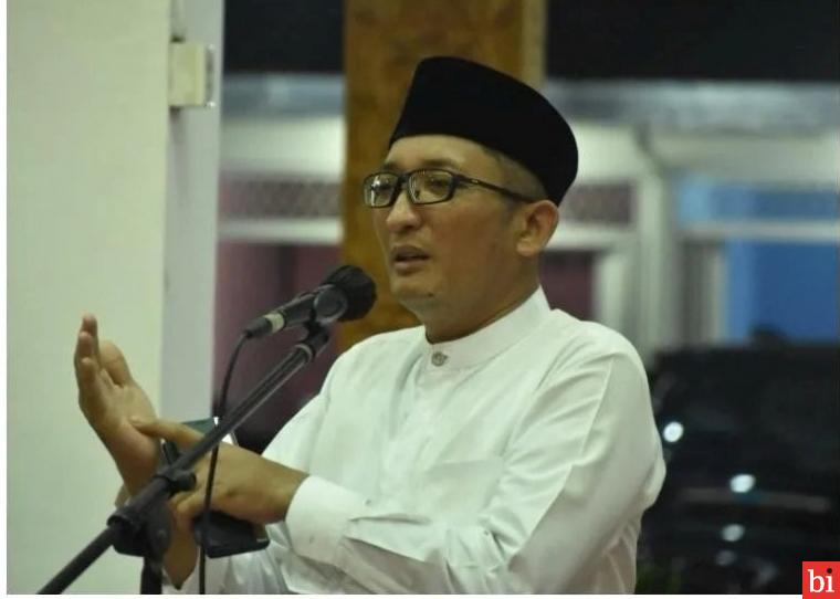 Hendri Septa Tekankan Pentingnya Pendidikan Agama dan Karakter Bagi Siswa