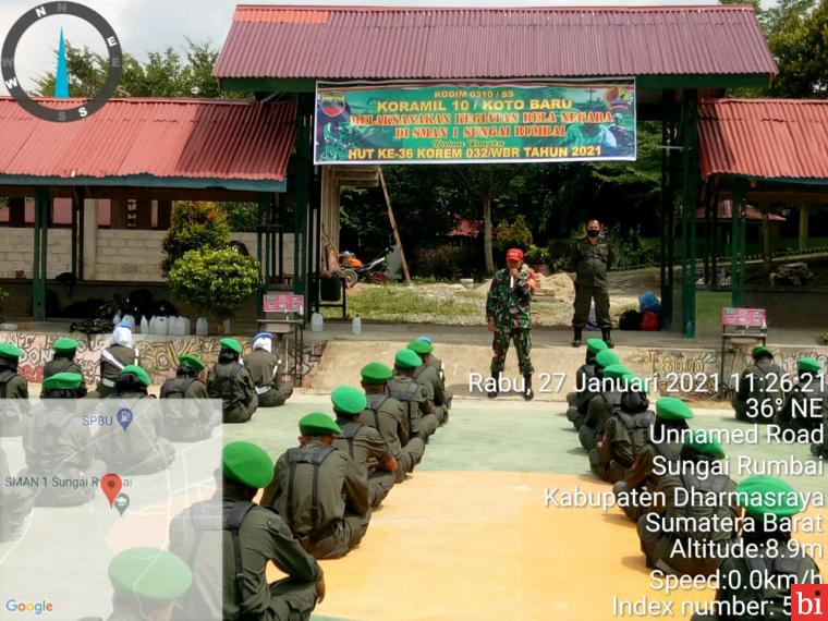 HUT Korem 032/WBR, Danramil 10/ Koto Baru Gelar Kegiatan Bela Negara di SMA 1 Sungai...