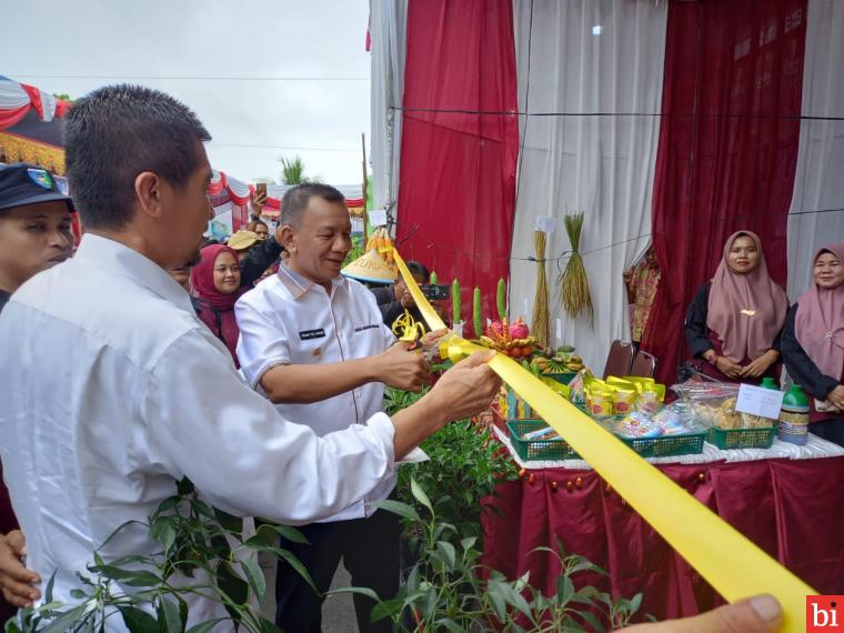 Jambore Penyuluh Pertanian Tingkat Kabupaten Pessel Dibuka Bupati