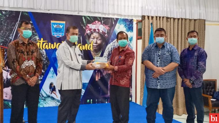 Jelang Penerapan 'New Normal', Wagub Sumbar Kunjungi Mentawai