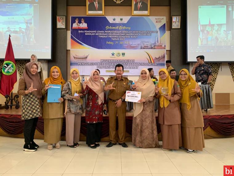 Juara Lomba Perpustakaan Tingkat Provinsi Sumatera Barat digenggam SMKN 1 Sutera