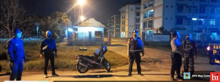 Kasat Narkoba Polres Asahan Pimpin Patroli Asmara Subuh Tegur 40 Orang Pelanggar Prokes...