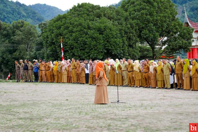 Kepala Diskominfo Teta Midra Pimpin Apel Pagi: Masuki Triwulan III, SKPD Percepat...