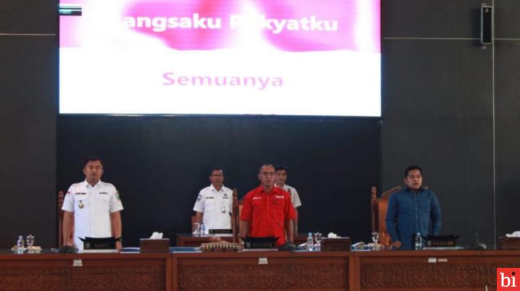 Ketua DPRD Kabupaten Dharmasraya Pariyanto Pimpin Rapat Paripurna Nota Penjelasan Bupati...