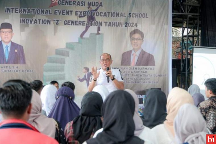 Ketua DPRD Sumbar Gelar Pelatihan Kewirausahaan Entrepreneur untuk Siswa SMK se-Kota...