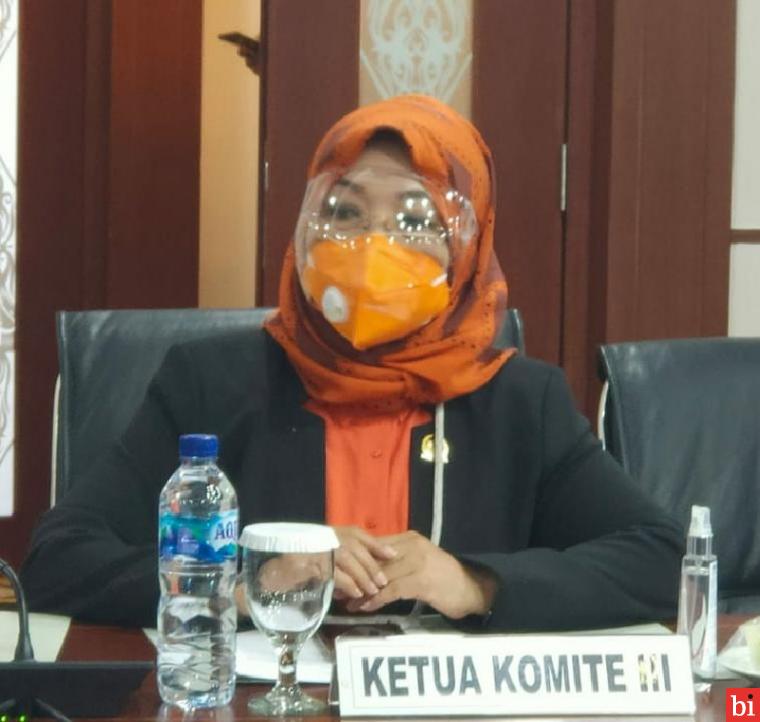 Ketua Komite III DPD RI Sylviana Munir Harap Produktivitas Budidaya Ikan Terus...