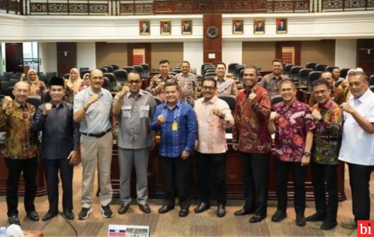 Komisi III DPRD Sumbar Evaluasi Pelaksanaan Kegiatan Tahun 2023