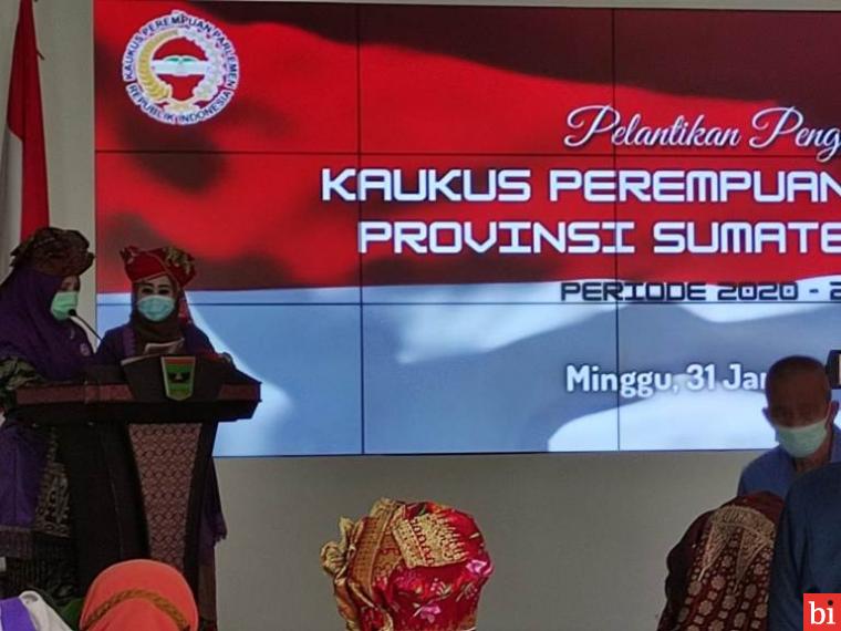 KPP Sumbar Dikukuhkan, Nevi: Perempuan Punya Peran Strategis Memperjuangkan Aspirasi...