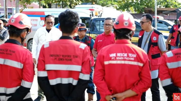 Kunjungi Pessel, Dirut PT Semen Padang Perpanjang Aksi Bantuan Kemanusian