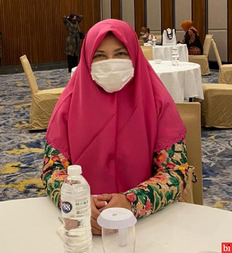 Legislator Asal Sumbar Nevi Zuairina Minta Industri Hulu Obat Diperkuat