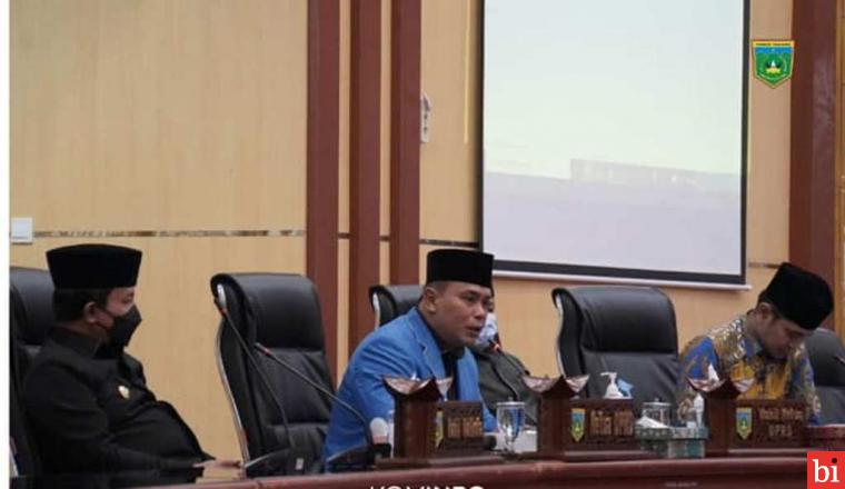 Lima Fraksi DPRD Sampaikan Pemandangan Umum Usulan Perubahan RPJMD 2018-2023