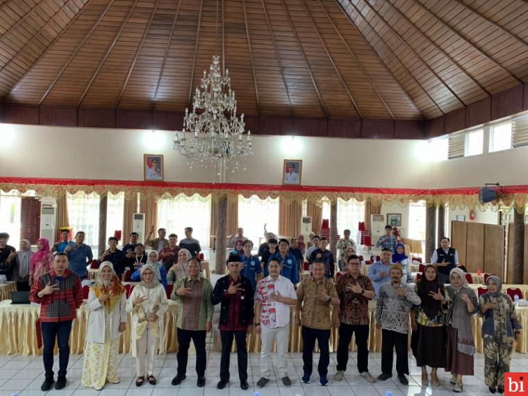 LPPM UNP dan Pemprov Sumbar Gelar FGD Penyusunan Roadmap Ekonomi Kreatif di Bukittinggi