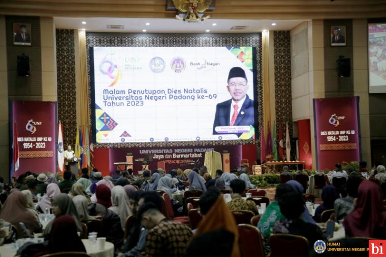 Malam Puncak Dies Natalis UNP Meriah, Prof Ganefri: UNP Semakin Jaya dan Bermartabat