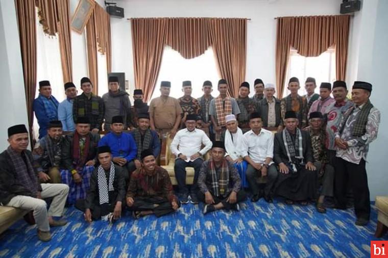 Mampu Mengayomi Tanpa Membeda-bedakan Organisasi, Jemaah Tarekat Syattariyah Apresiasi...