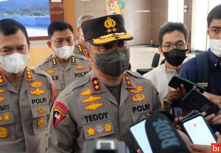 Mantan Kapolda Sumbar Teddy Minahasa Dikabarkan Ditangkap Terkait Narkoba