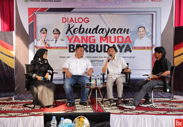 Manuskrip Kuno dan Kebudayaan Minangkabau Berpadu dalam Dialog Kebudayaan Generasi Muda...