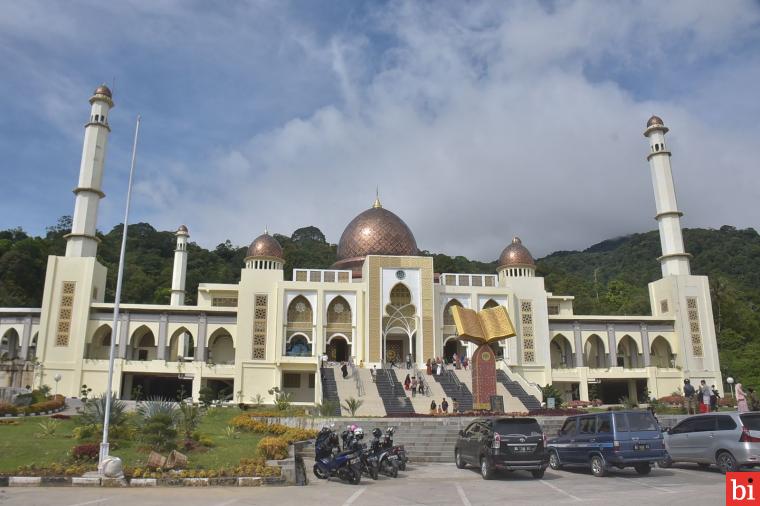 Masjid Islamic Center, Destinasi Wisata Religi Menenangkan Hati