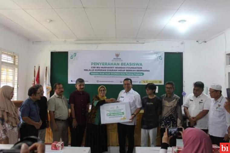 Melalui KPR Syariah HBB, 23 Anak Terima Beasiswa CSR Wardah Foundation