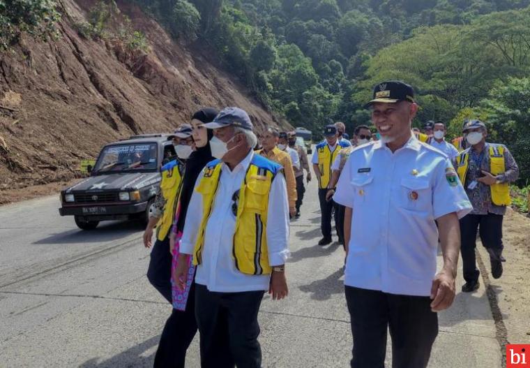 Menteri PUPR Setujui Prakarsa KPBU Fly Over Sitinjau Lauik, Gubernur Mahyeldi: Kita...