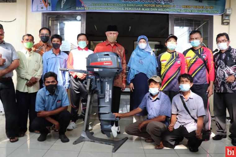 Nelayan Sumbar Dapat Bantuan Mesin Tempel dan Motor Roda 3