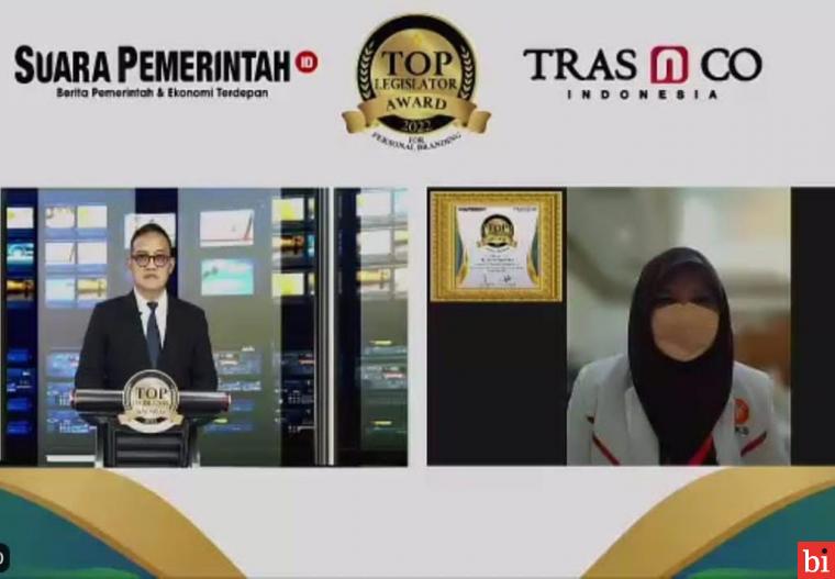 Nevi Zuairina Dianugerahi Top Legislator Award 2022