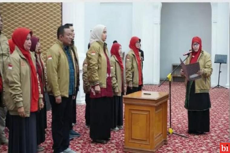 Ny Fiona Agyta Erman Safar Dilantik Jadi Ketua Umum SOIna Bukittinggi Periode 2023-2027